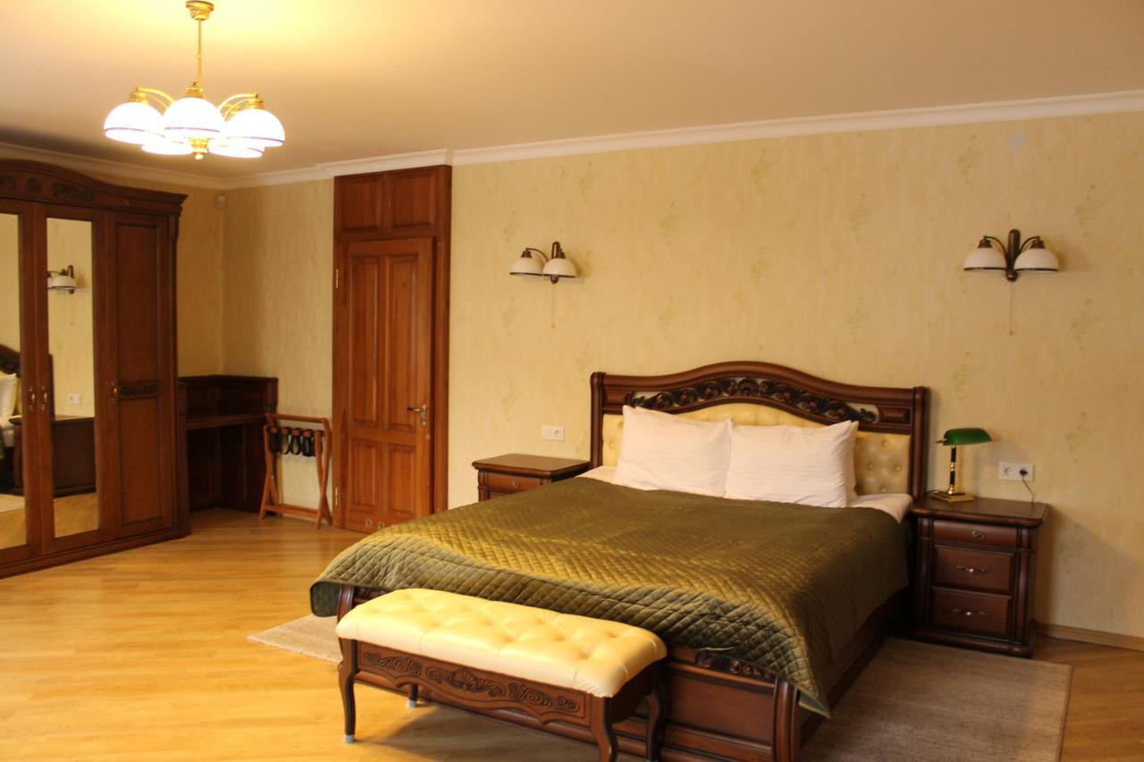 Hotel Spadok Kam'janec'-Podil's'kyj Esterno foto