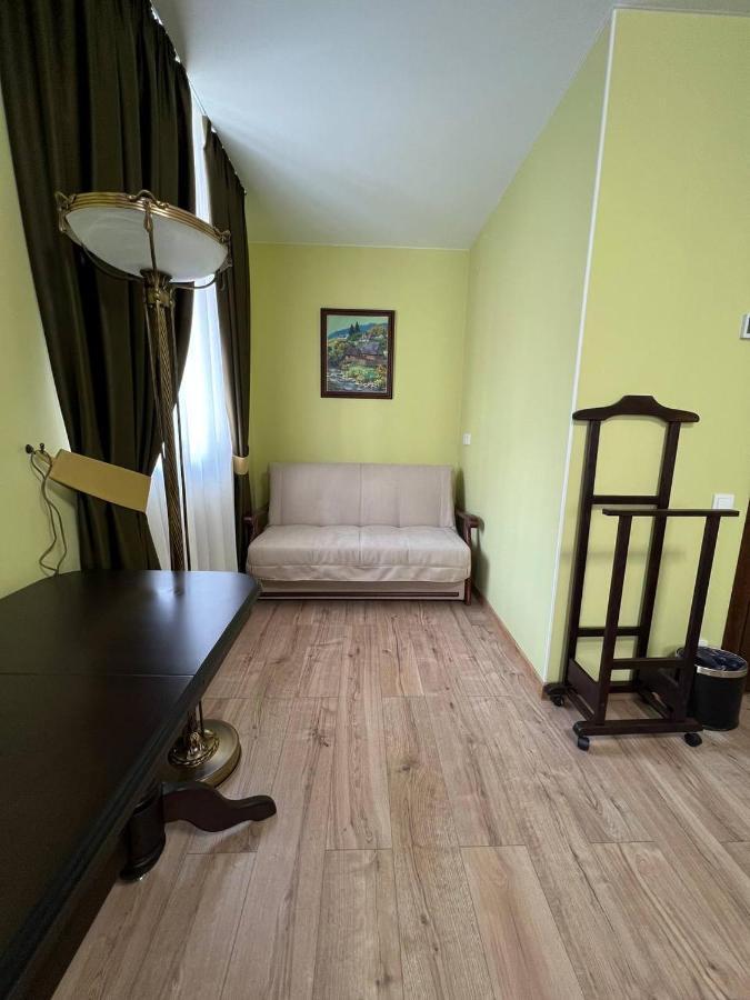 Hotel Spadok Kam'janec'-Podil's'kyj Esterno foto