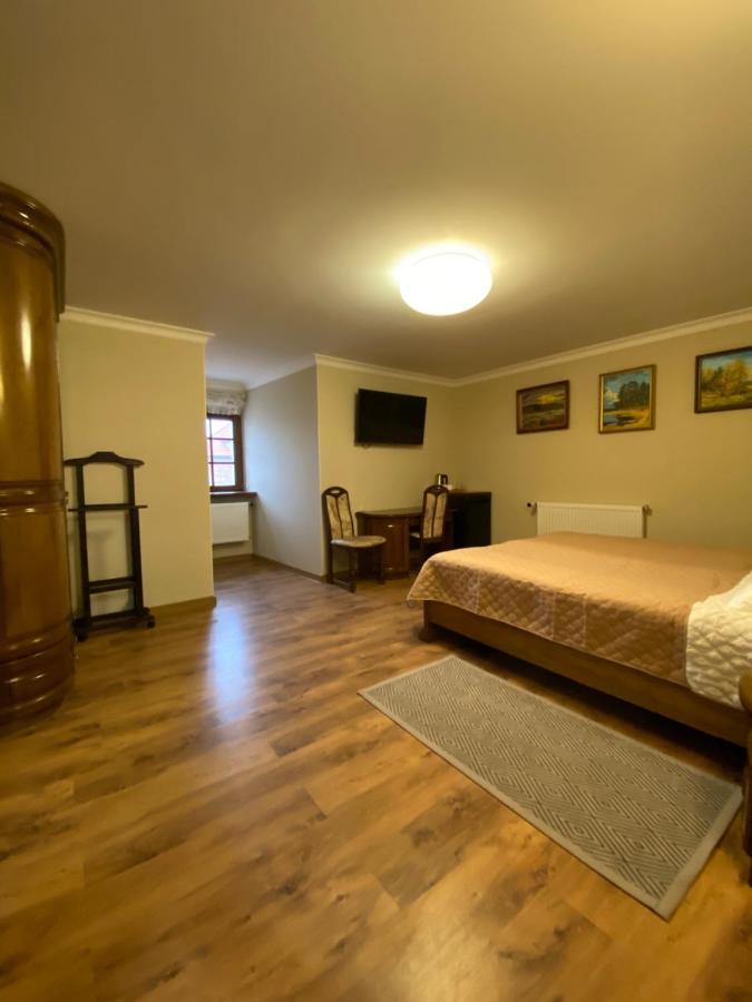 Hotel Spadok Kam'janec'-Podil's'kyj Esterno foto